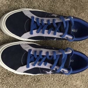 Mens Converse One Star sneakers. Navy/light blue. Size 10. Lightly worn.